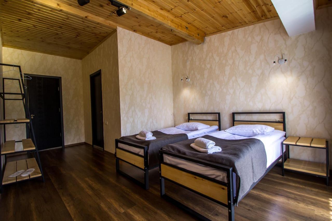 Mestia Hotel Amirani Esterno foto